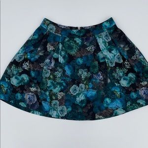 Express Pleated Floral Mini Skirt